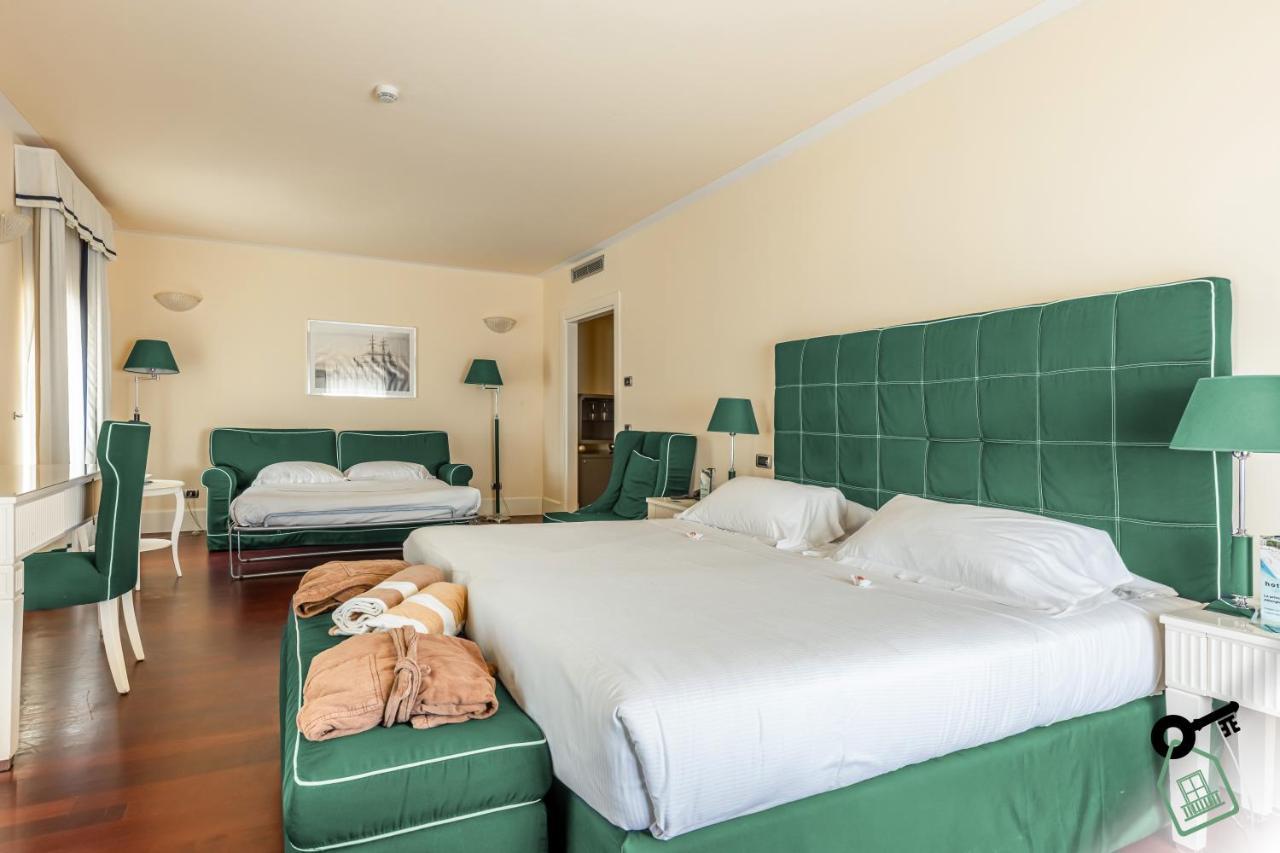 Hotel Rooms Livorno Exterior foto